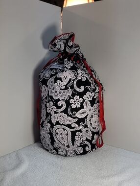Black & White Paisley Drawstring Bucket Knitting Bag with Red Accents -NWT